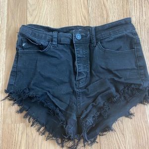 KanCan womens size 26 Black shorts